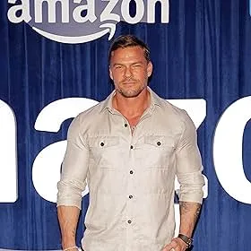 Alan Ritchson Alan Ritchson